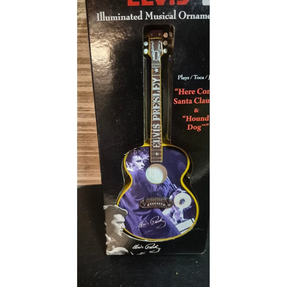 Elvis Presley Illuminated‎ Musical Guitar Ornament Santa's Best Plays 2 Songs